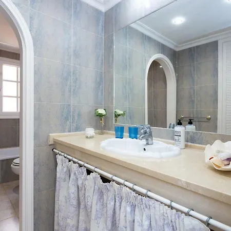 Viva Cumbres - With Pool, Jacuzzi And Sea View Villa *