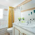 Villa Viva Cumbres - With Pool, Jacuzzi And Sea View *